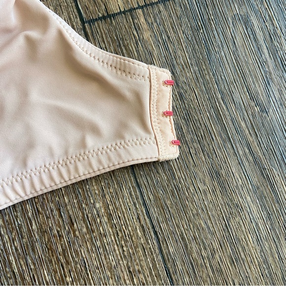 * SOLD * Spanx underwire padded nude lace bra size 36G shaping - Picture 7 of 9